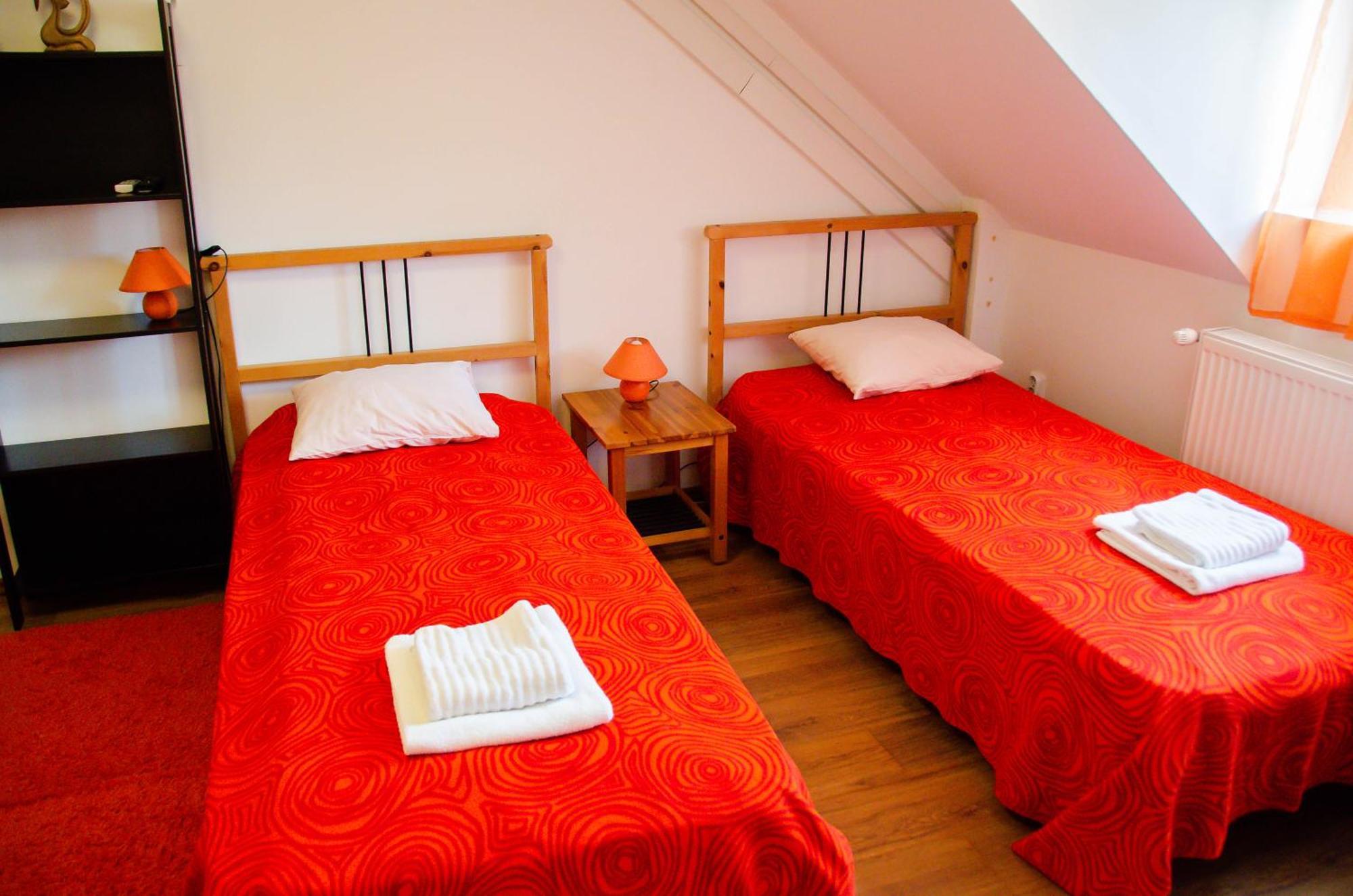 Conacul Bunicilor Hotel Novaci Buitenkant foto
