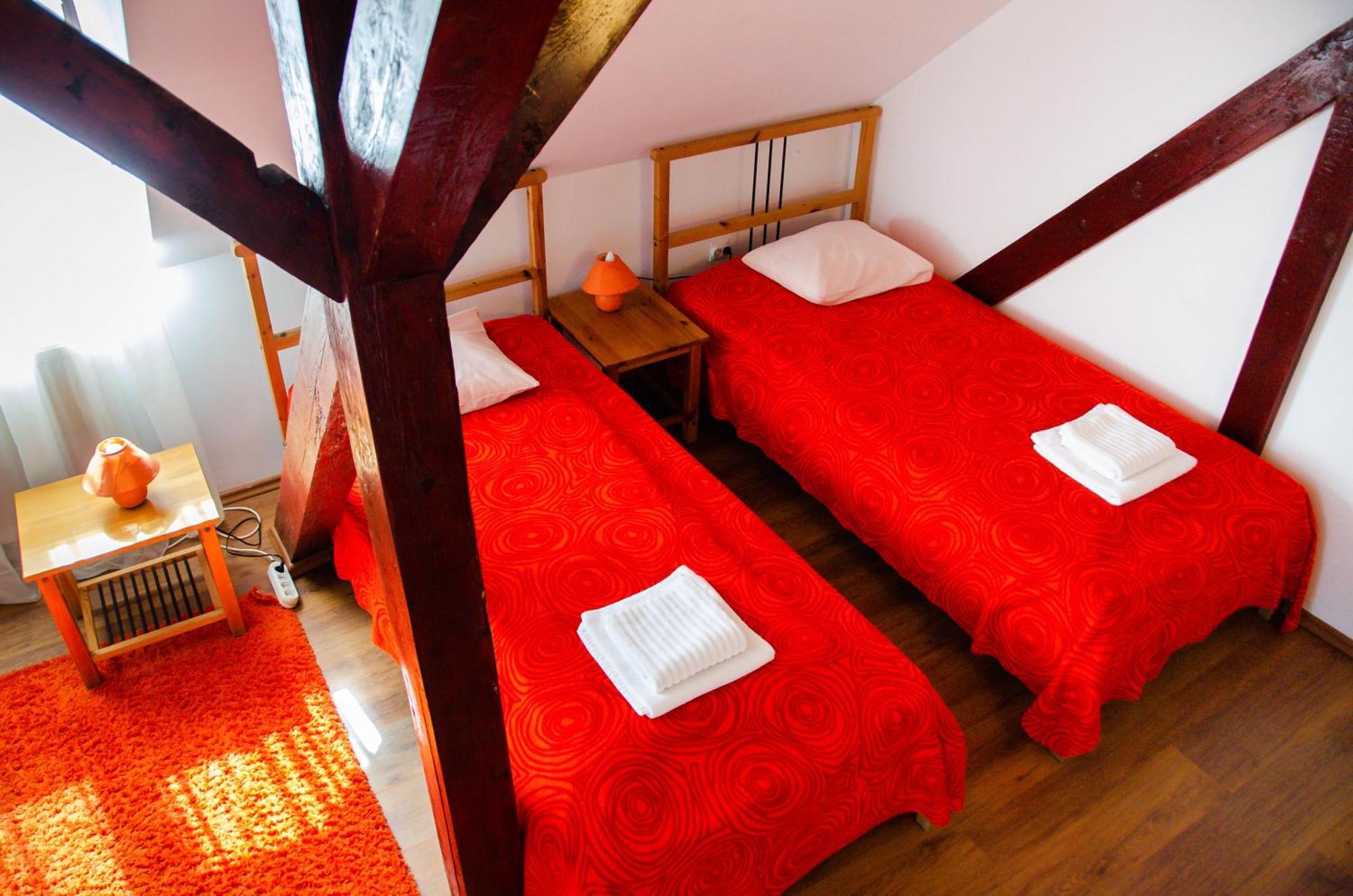Conacul Bunicilor Hotel Novaci Buitenkant foto